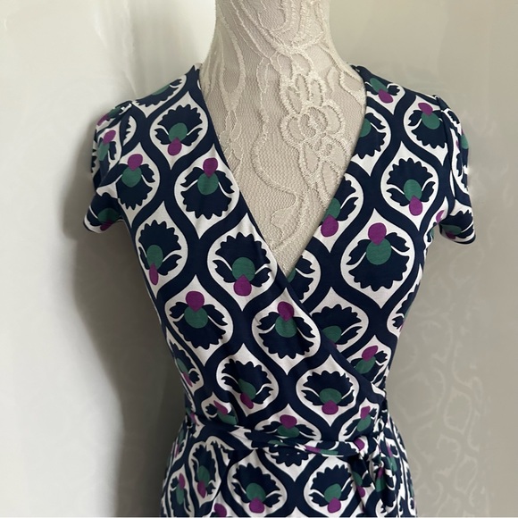 NWOT Boden Summer Wrap Dress in Bramble Bud Sz 2P Petite - Picture 4 of 12